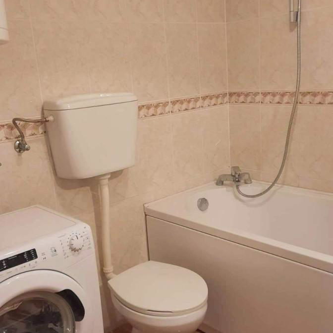 Četvorosoban stan na prodaju, Grbavica, Novi Sad, 79m², 4. sprat, 250.000 €