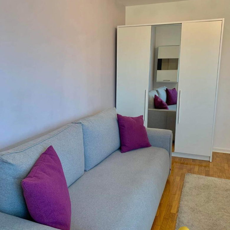 Četvorosoban stan na prodaju, Grbavica, Novi Sad, 79m², 4. sprat, 250.000 €