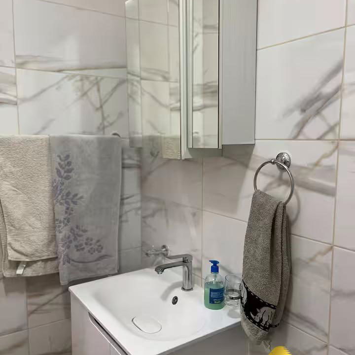 Trosoban stan za izdavanje, Grbavica, Novi Sad, 78m², 700 €/mes