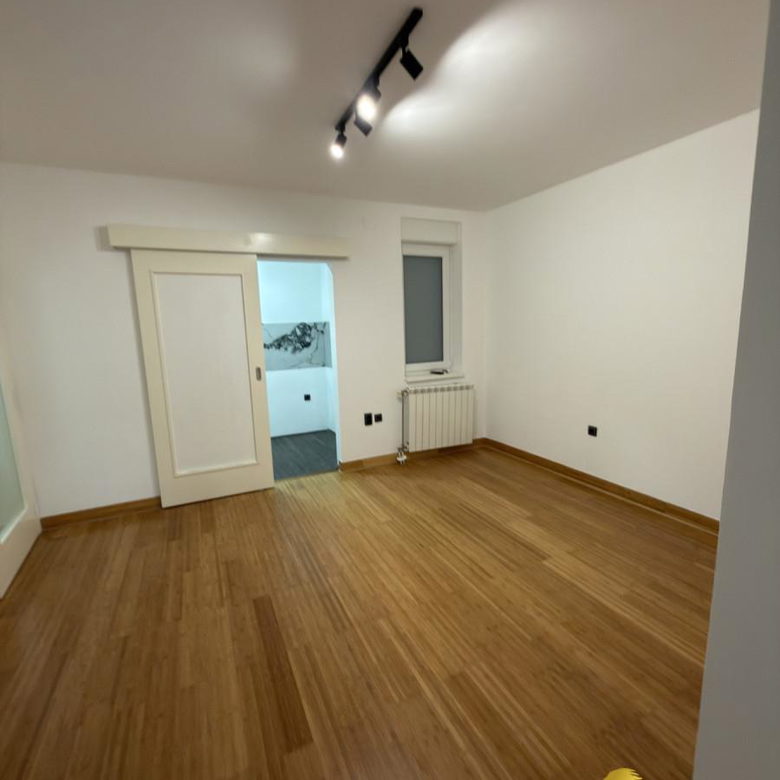 Stan Prodaja Novi Sad  54 m2