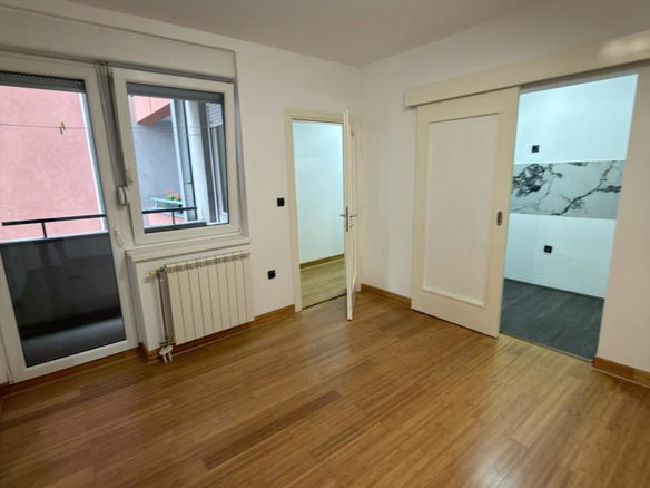 Stan Prodaja Novi Sad  54 m2