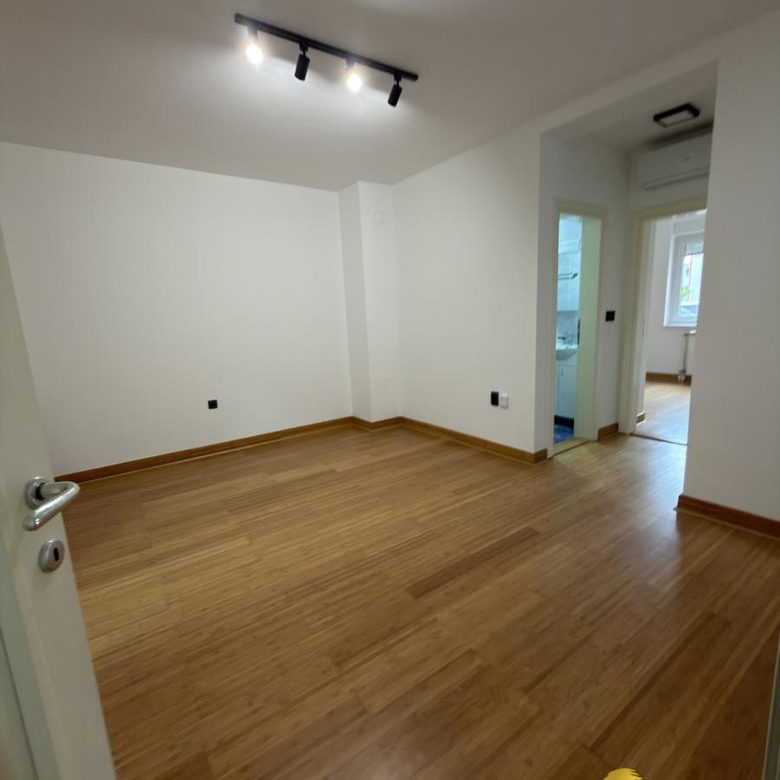 Stan Prodaja Novi Sad  54 m2