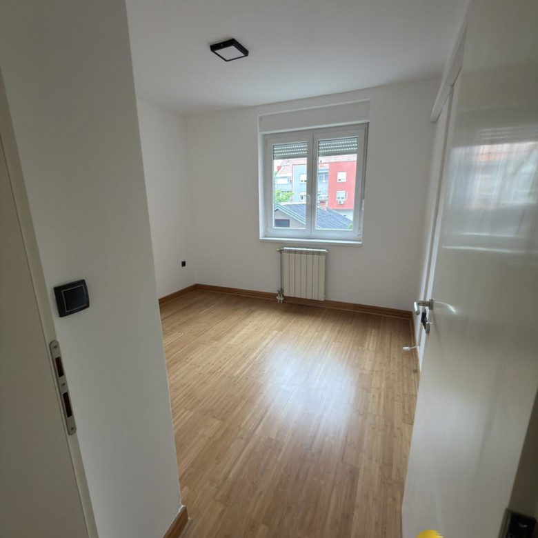Dvoiposoban stan na prodaju, Grbavica, Novi Sad, 54m², 169.950 €