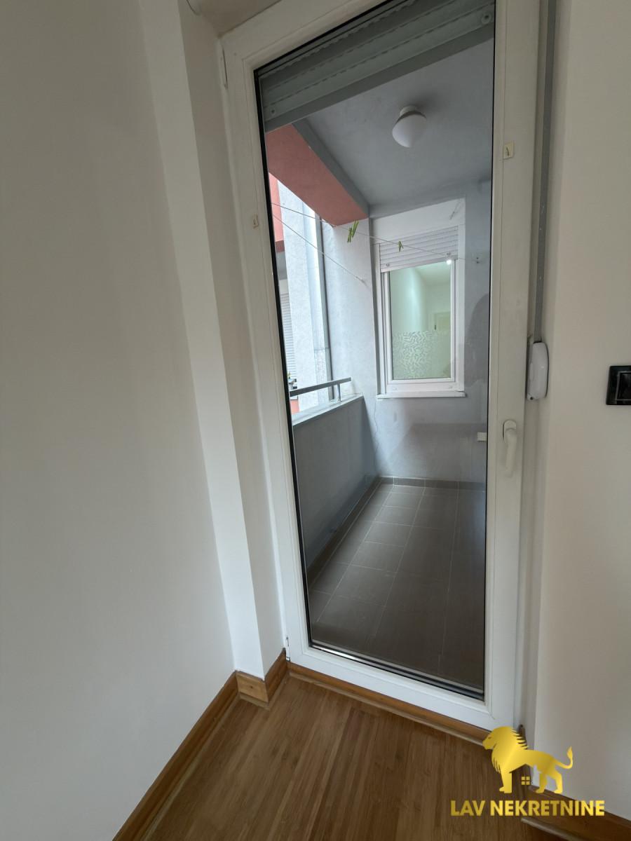 Dvoiposoban stan na prodaju, Grbavica, Novi Sad, 54m², 169.950 €