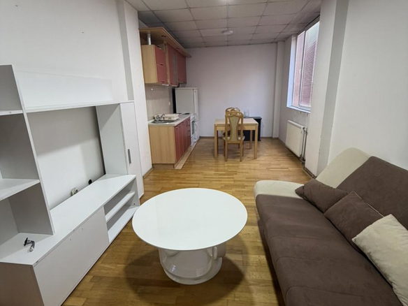 Stan Izdavanje Novi Sad  40 m2