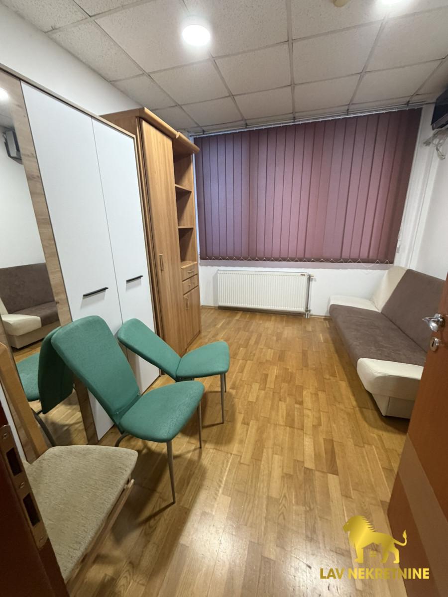 Stan Izdavanje Novi Sad  40 m2
