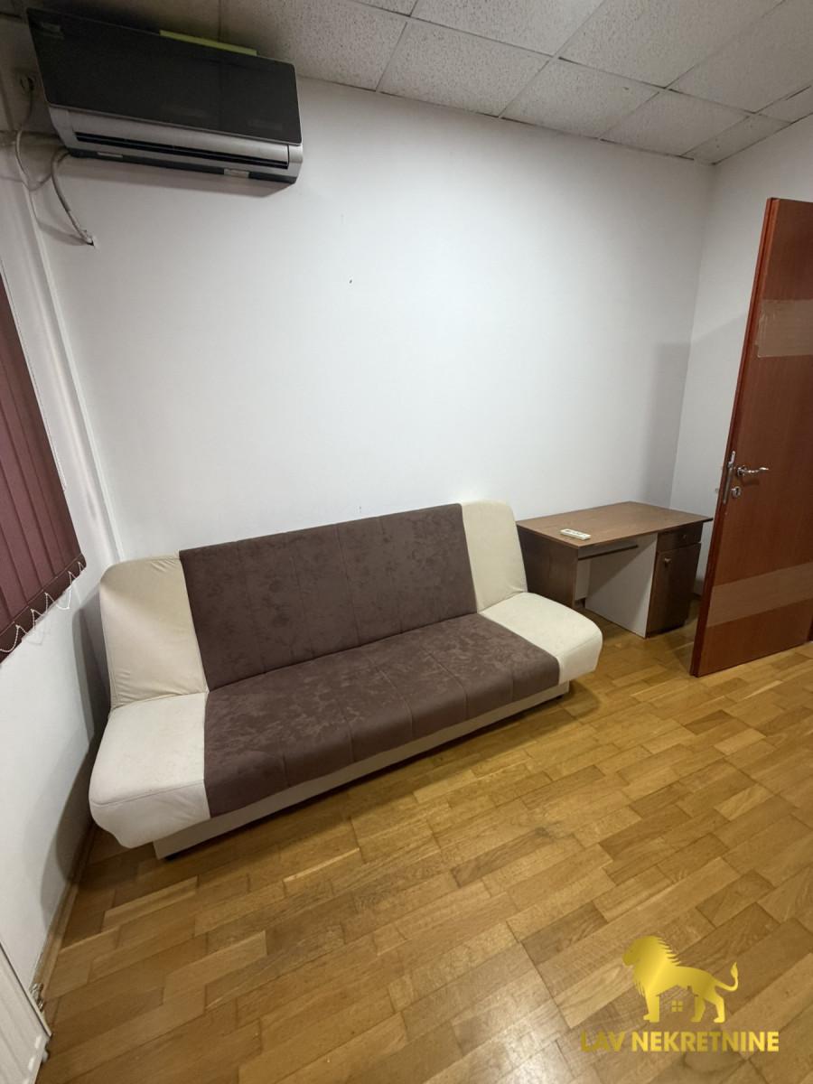 Stan Izdavanje Novi Sad  40 m2