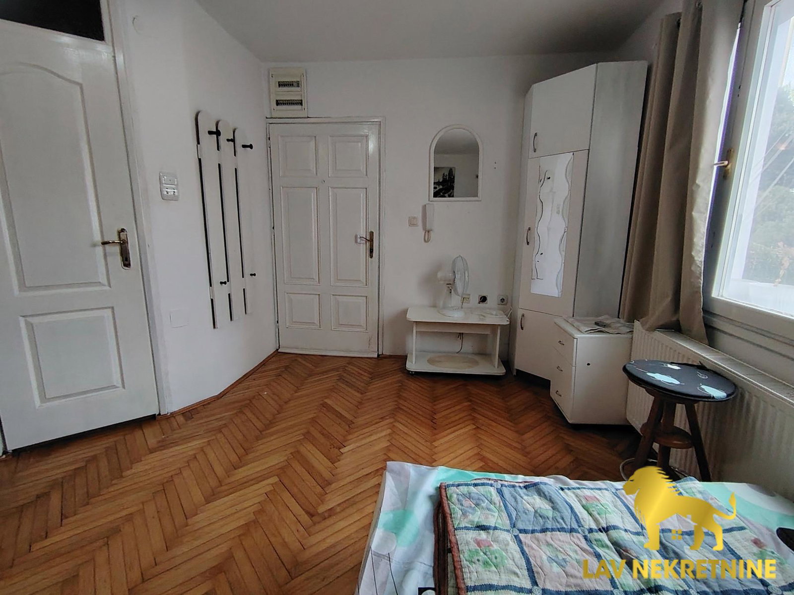 Stan Izdavanje Novi Sad  24 m2