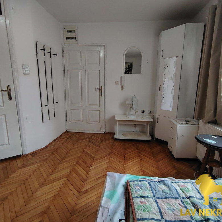 Stan Izdavanje Novi Sad  24 m2