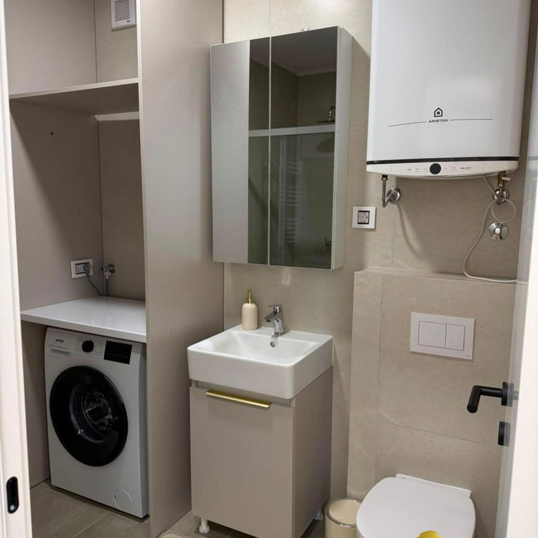 Stan Izdavanje Novi Sad  46 m2