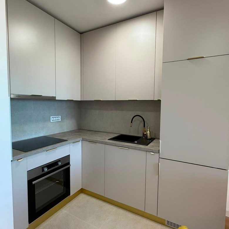 Stan Izdavanje Novi Sad  46 m2