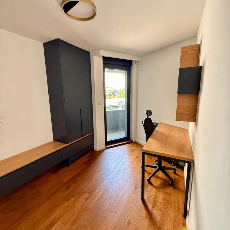 Stan Izdavanje Novi Sad  53 m2