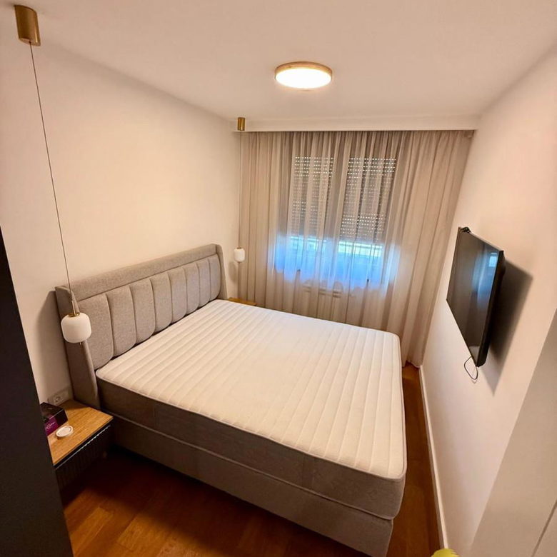 Dvoiposoban stan za izdavanje, Rotkvarija, Novi Sad, 53m², 850 €/mes
