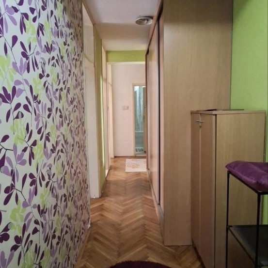 Stan Izdavanje Novi Sad  52 m2