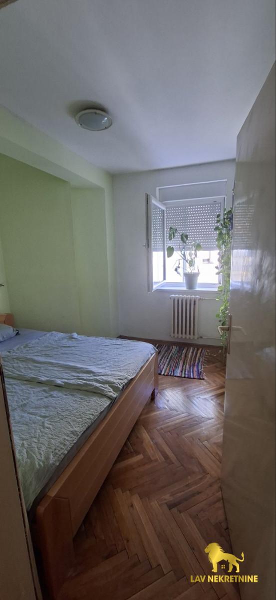Stan Izdavanje Novi Sad  52 m2