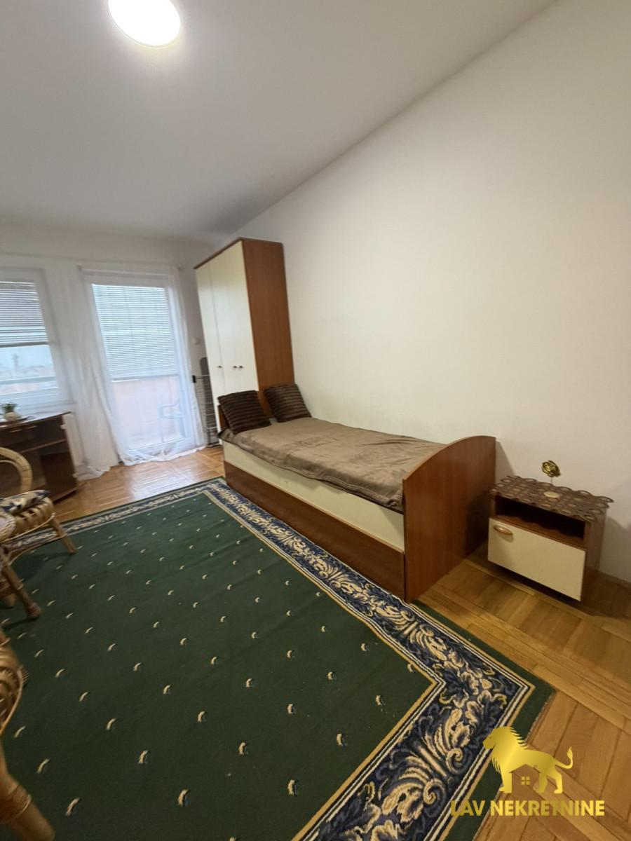 1789141245_1e282f5db241 Garsonjera za izdavanje, Grbavica, Novi Sad, 28m², 300 €/mes