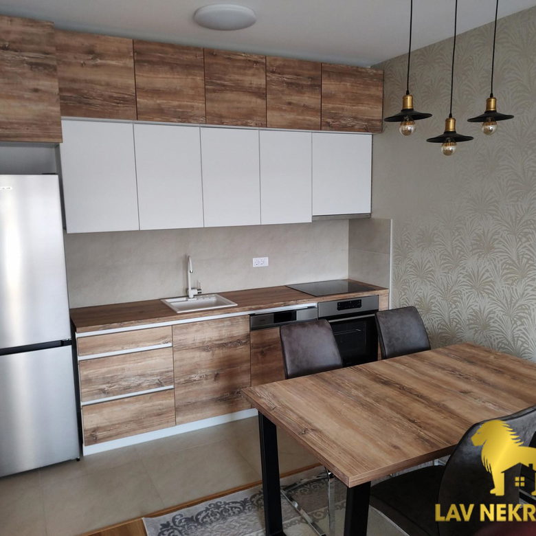 Dvoiposoban stan za izdavanje, Podbara, Novi Sad, 57m², 750 €/mes