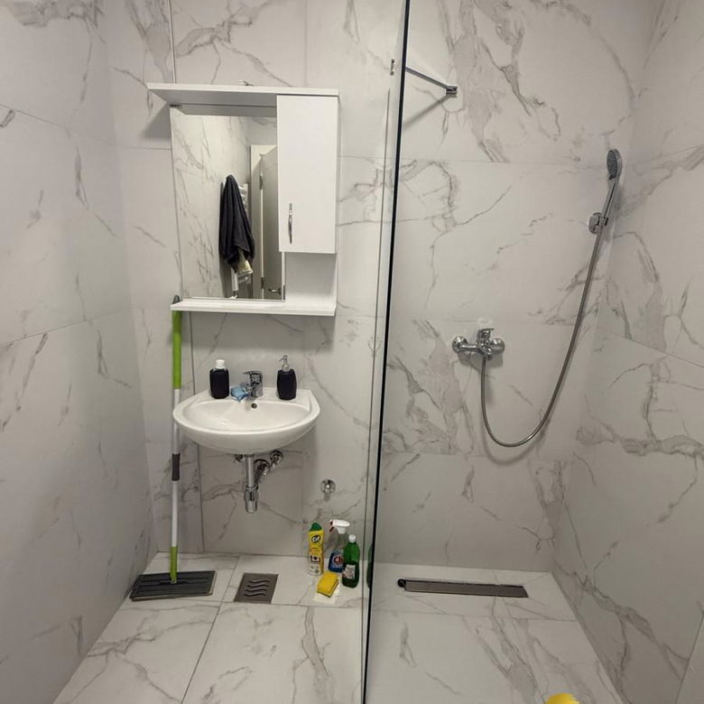 Stan Izdavanje Novi Sad  40 m2