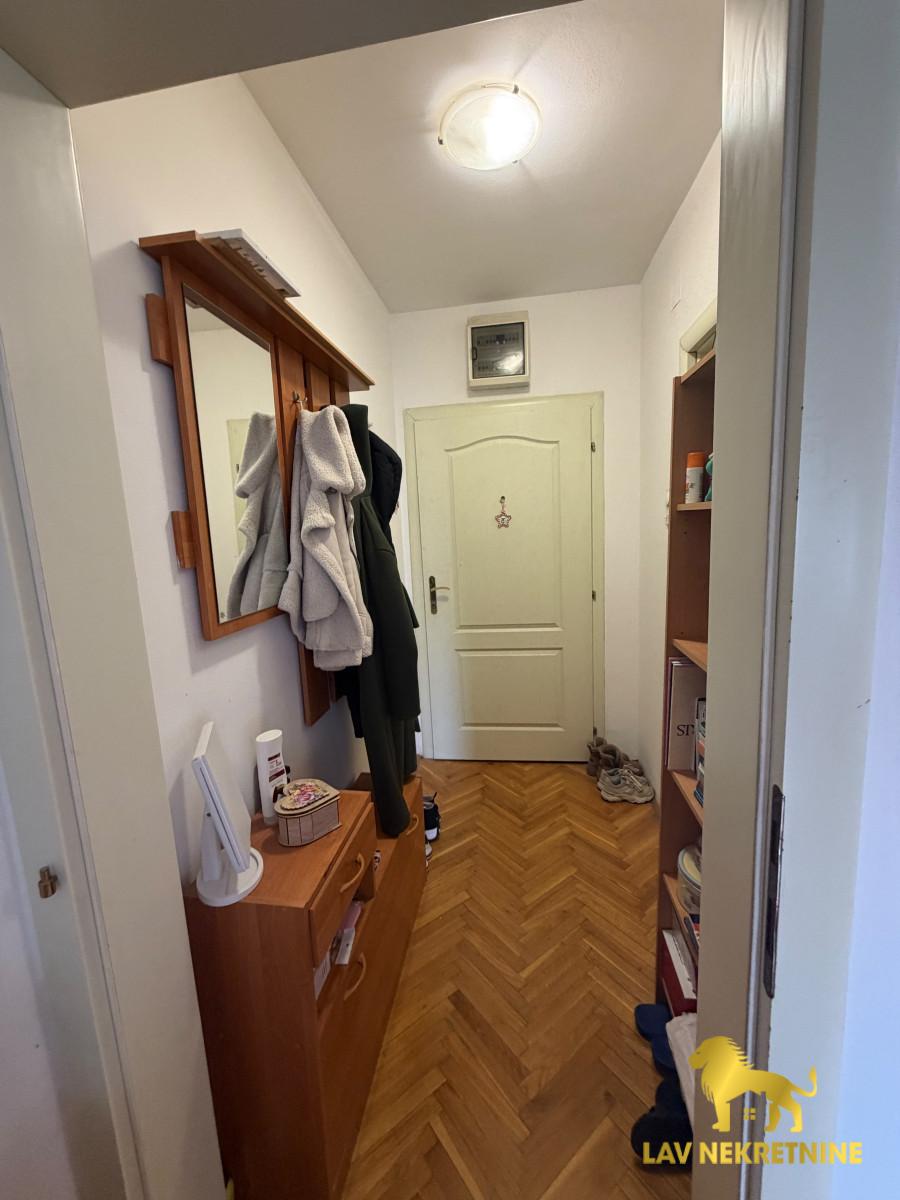 Stan Prodaja Novi Sad  24 m2
