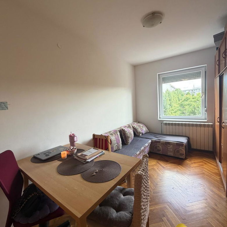 Stan Prodaja Novi Sad  24 m2