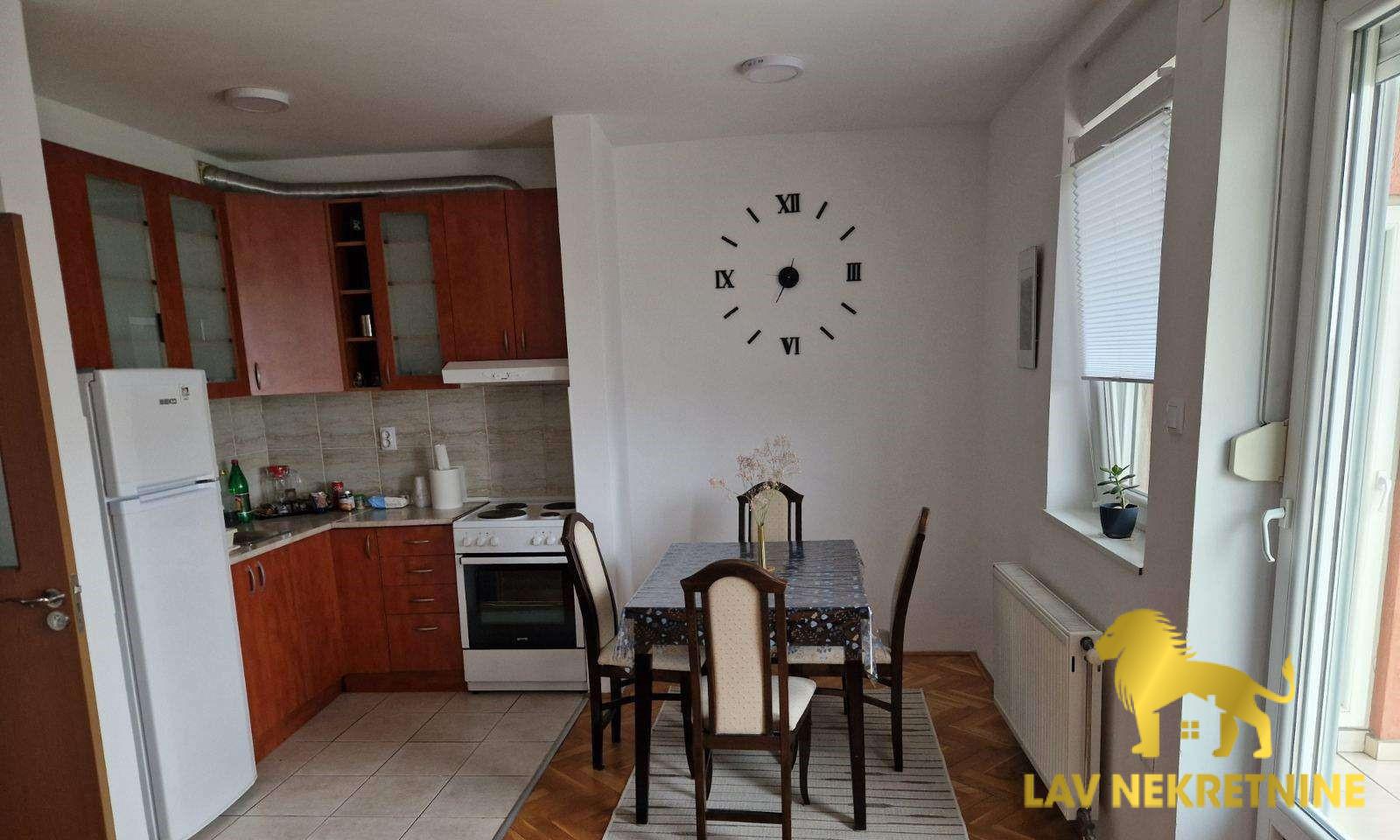 1790350920_3618db864640 Stan Izdavanje Novi Sad 50 m2