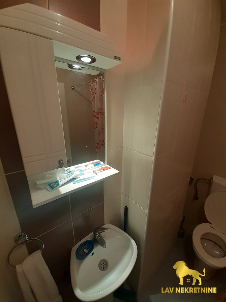 Stan Prodaja Novi Sad  25 m2