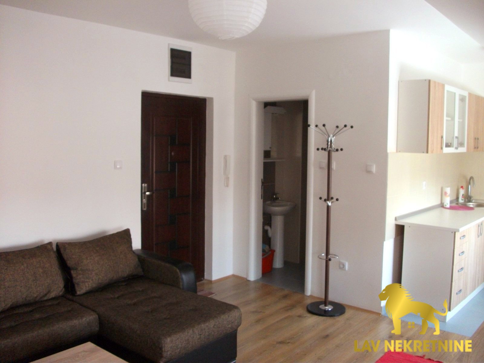 Stan Prodaja Novi Sad  25 m2
