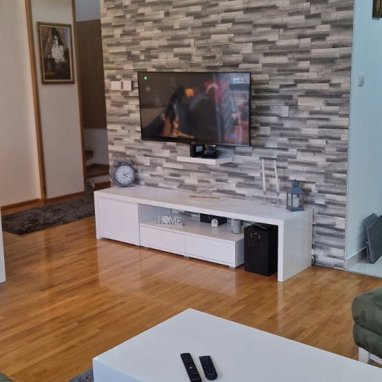 Stan Izdavanje Novi Sad  74 m2