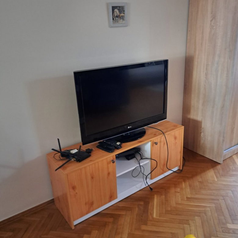 Kuća Izdavanje Novi Sad  50 m2