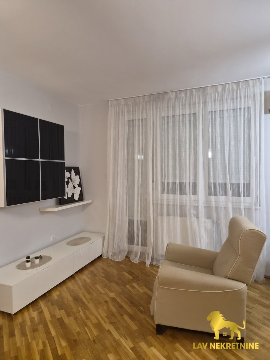 Stan Izdavanje Novi Sad Stan Izdavanje Novi Sad 73 m2