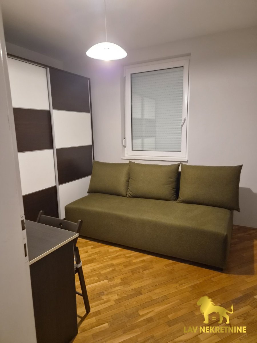 1790630204_7f055f0f1423 Trosoban stan za izdavanje, Salajka, Novi Sad, 73m², 750 €/mes