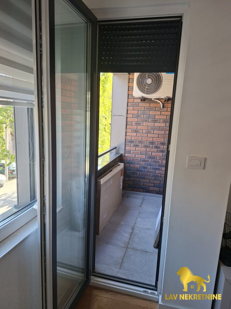 Stan Izdavanje Novi Sad  60 m2