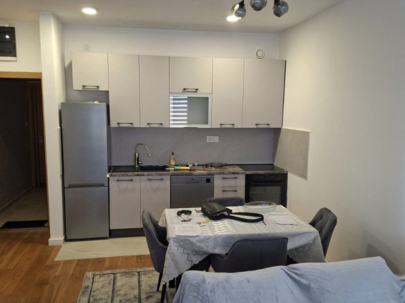 Stan Izdavanje Novi Sad  60 m2