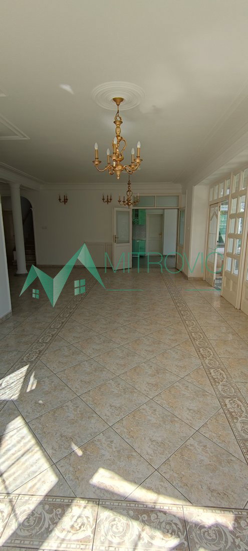 Lokal Prodaja Novi Sad Lokal Prodaja Novi Sad Nova Detelinara 300 m2