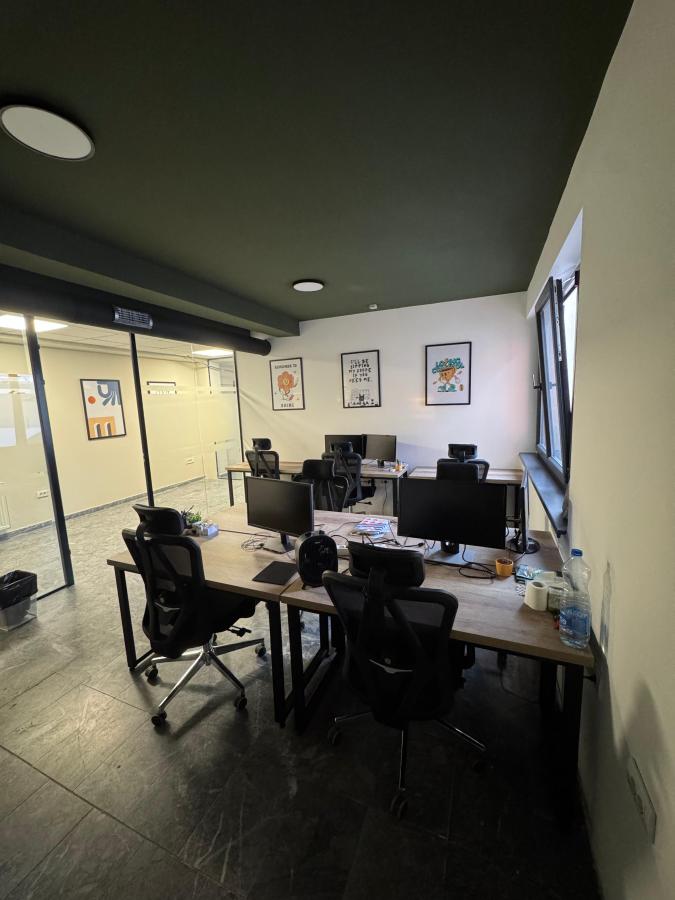 Lokal za izdavanje, Centar, Novi Sad, 218m², 130 €/mes