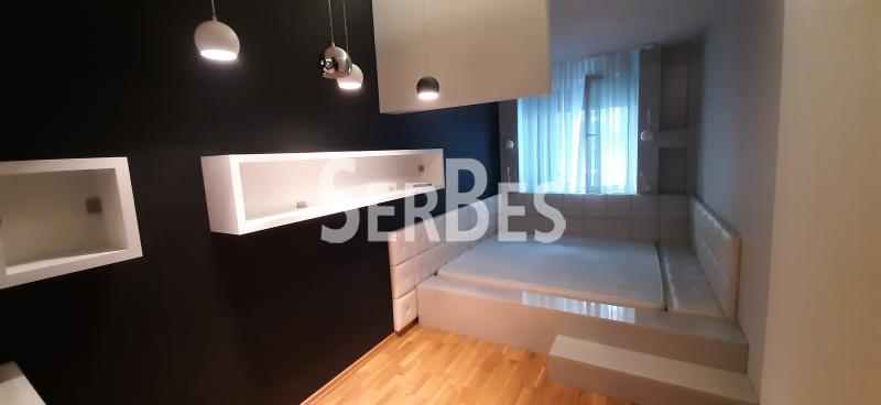 Trosoban stan za izdavanje, Bulevar Oslobođenja, Novi Sad, 91m², 1.300 €/mes