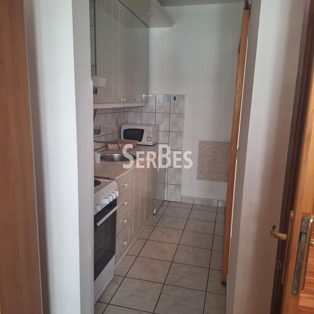 Stan Izdavanje Novi Sad  30 m2