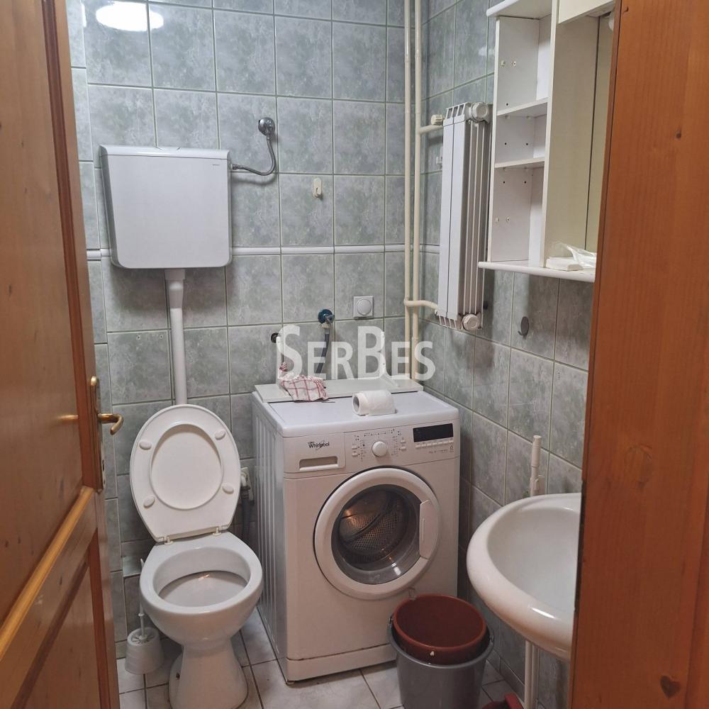 Stan Izdavanje Novi Sad  30 m2