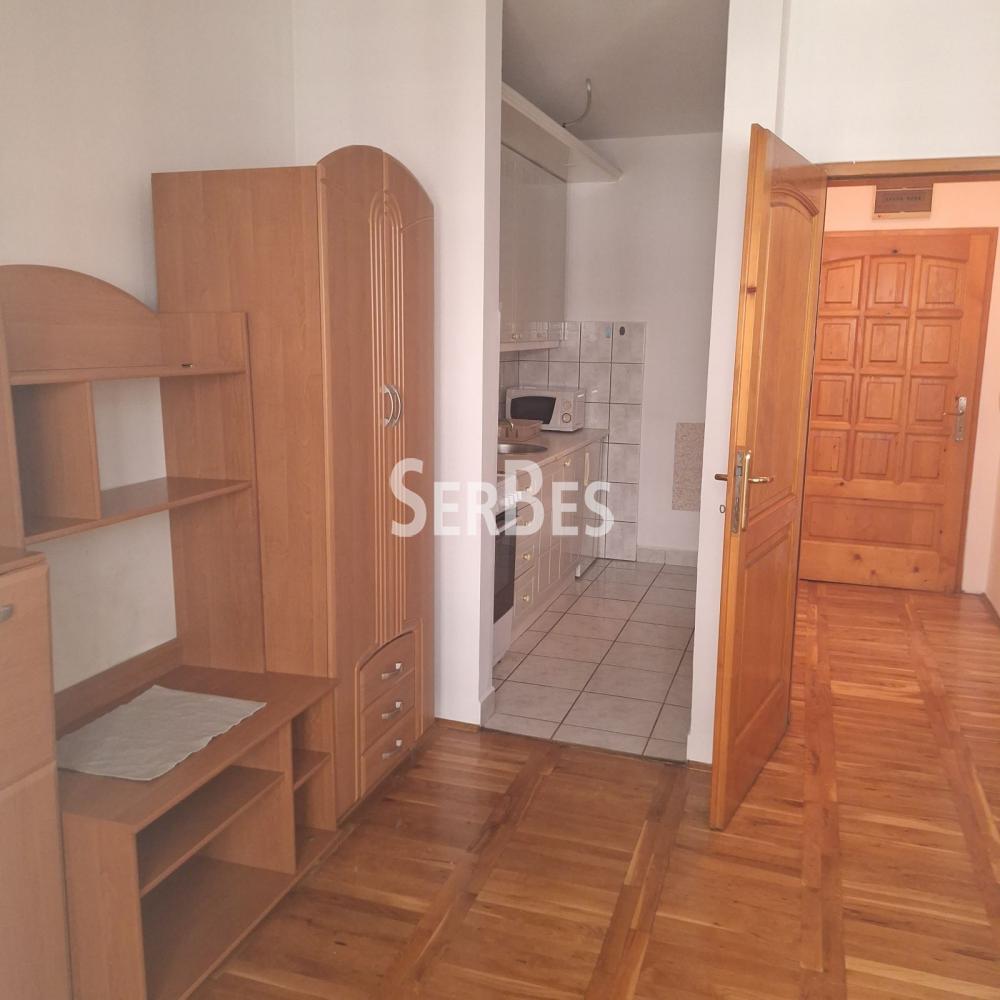 Stan Izdavanje Novi Sad  30 m2
