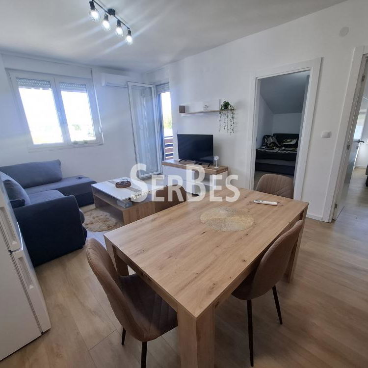 Stan Izdavanje Novi Sad  52 m2