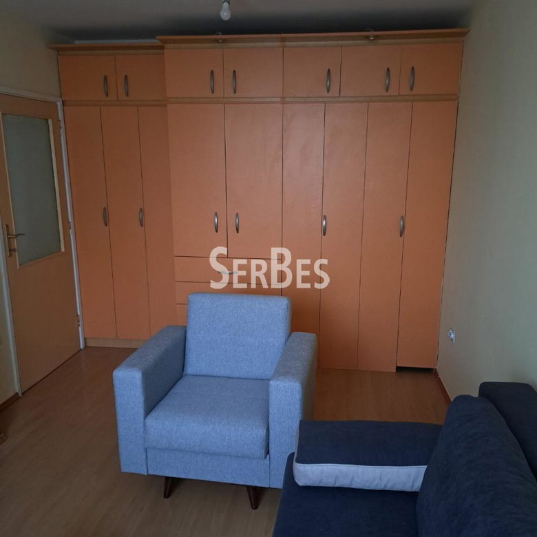 Stan Izdavanje Novi Sad  42 m2