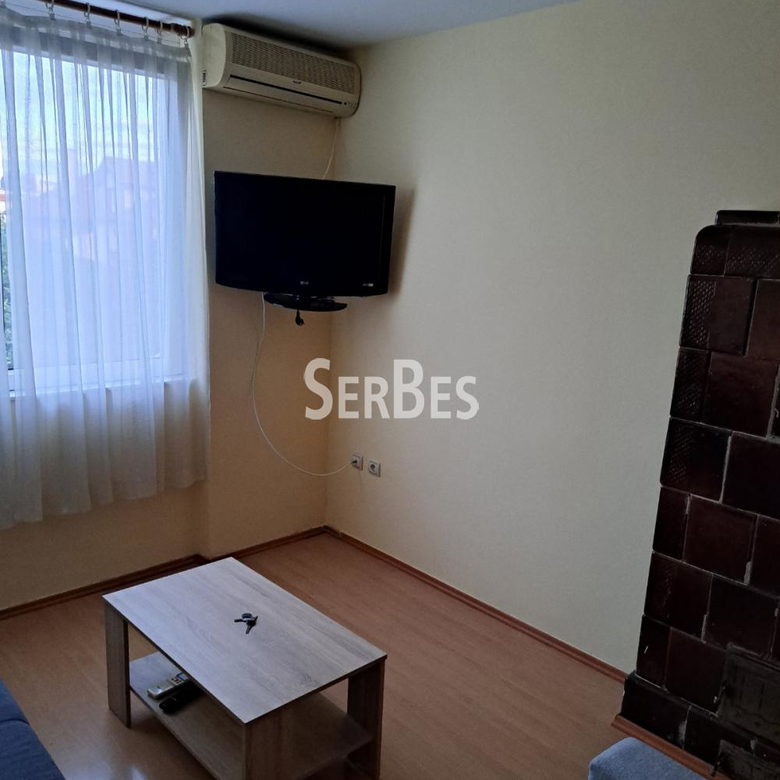 Stan Izdavanje Novi Sad  42 m2