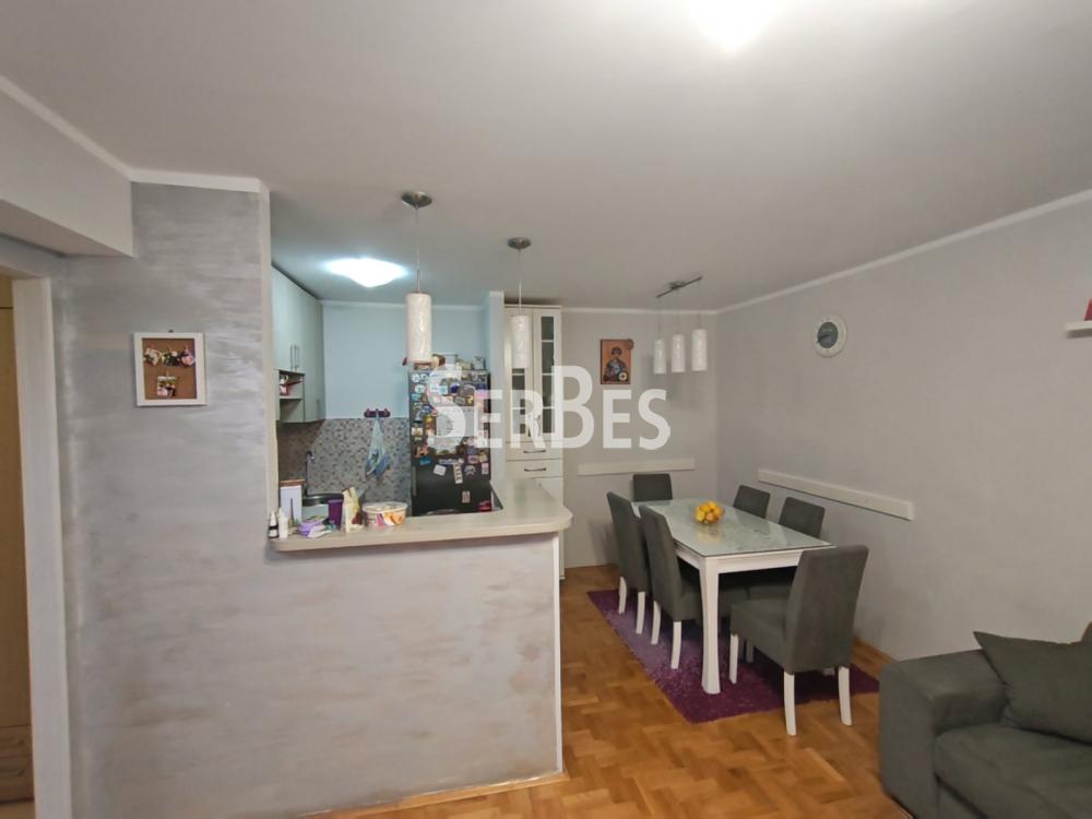 Stan Prodaja Novi Sad  71 m2