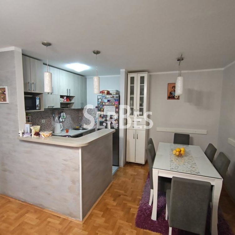 Stan Prodaja Novi Sad  71 m2