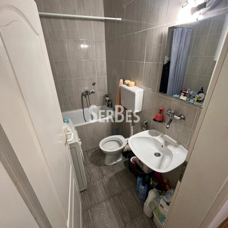 Stan Prodaja Novi Sad  30 m2