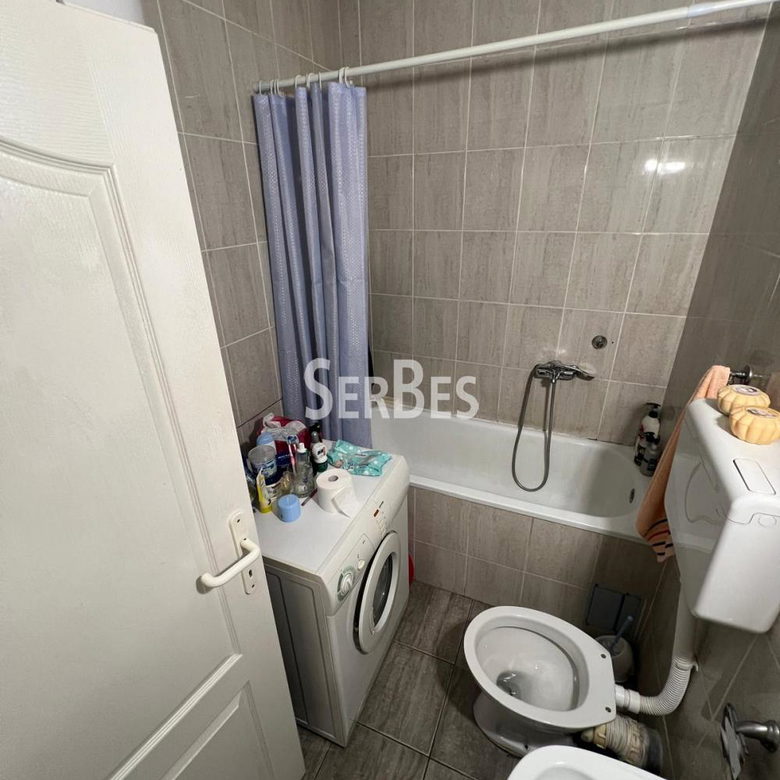 Stan Prodaja Novi Sad  30 m2