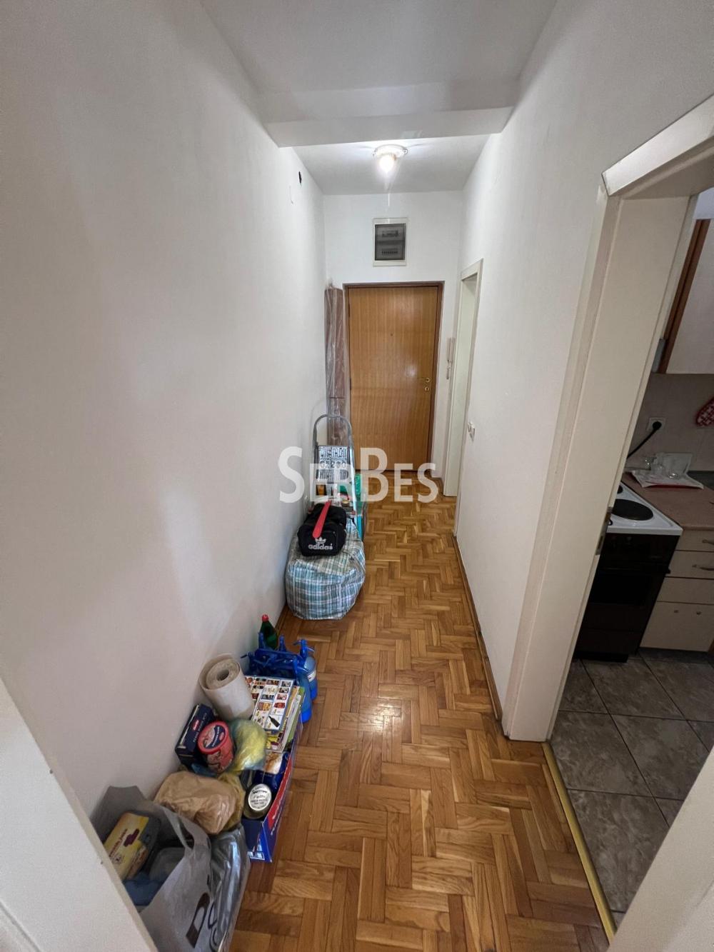 Stan Prodaja Novi Sad  30 m2