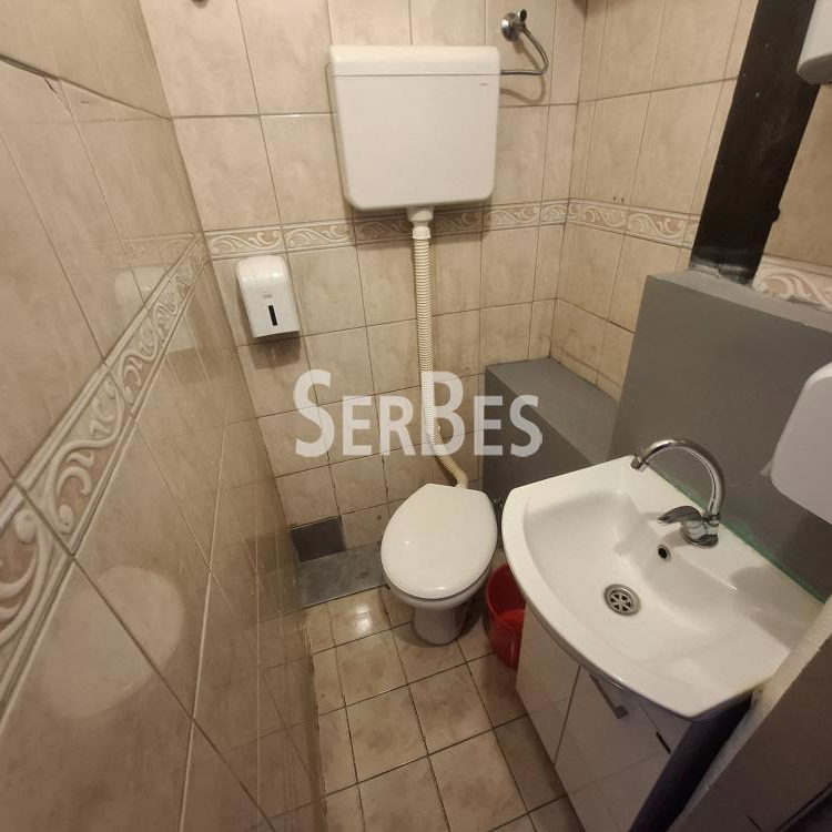 Lokal za izdavanje, Bulevar Oslobođenja, Novi Sad, 110m², 900 €/mes