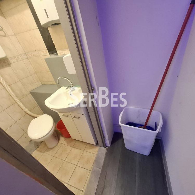 Lokal za izdavanje, Bulevar Oslobođenja, Novi Sad, 110m², 900 €/mes