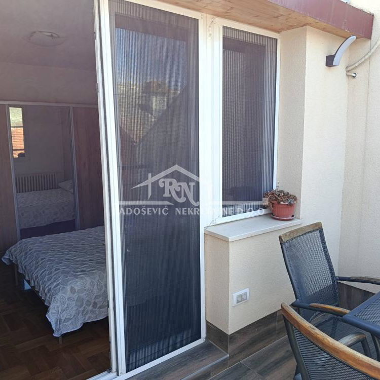Trosoban stan na prodaju, Labudovo Brdo, Beograd, 88m², 220.000 €